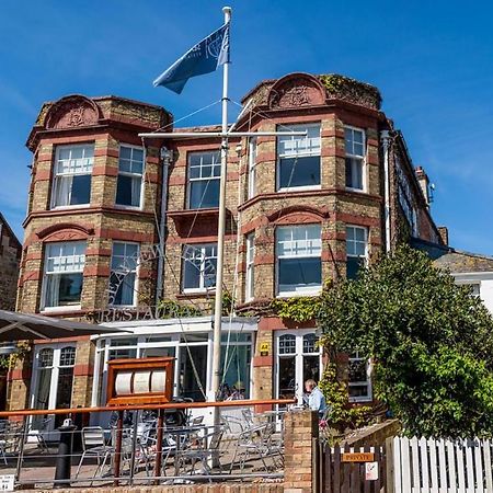 The Seaview Hotel And Restaurant Esterno foto