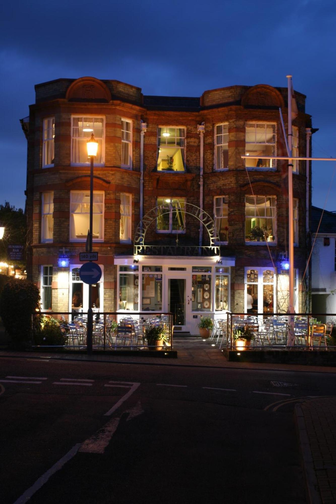 The Seaview Hotel And Restaurant Esterno foto
