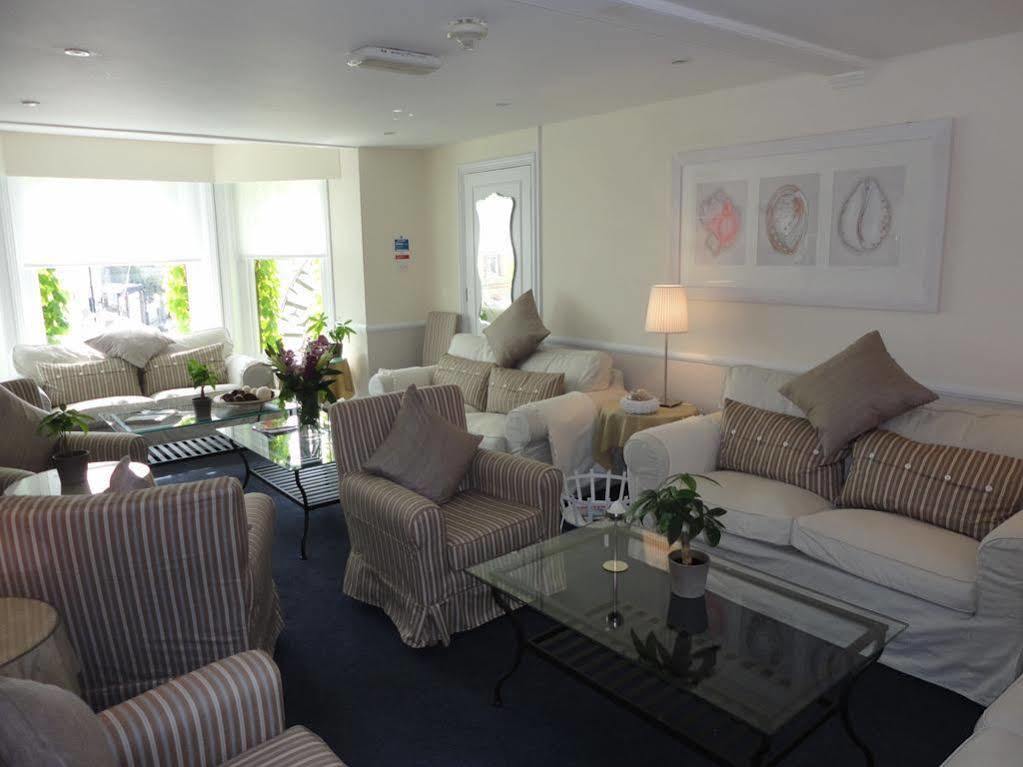 The Seaview Hotel And Restaurant Esterno foto
